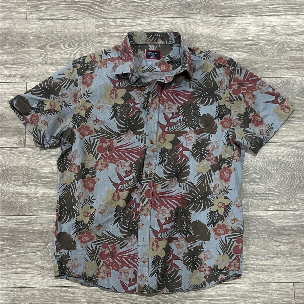 Floral Patterned Men's Shirt untuckit brand size large